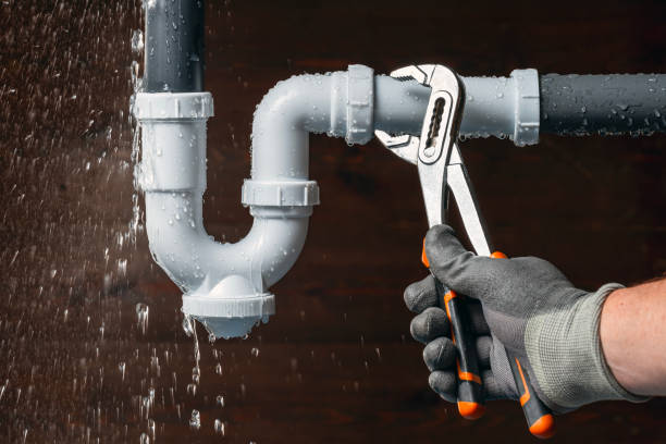 Professional Gas Line Repair technician working in Bellevue, WA